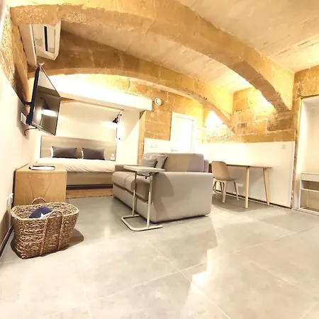 Ripple 23 Savynomad Harbour Residences * Valletta