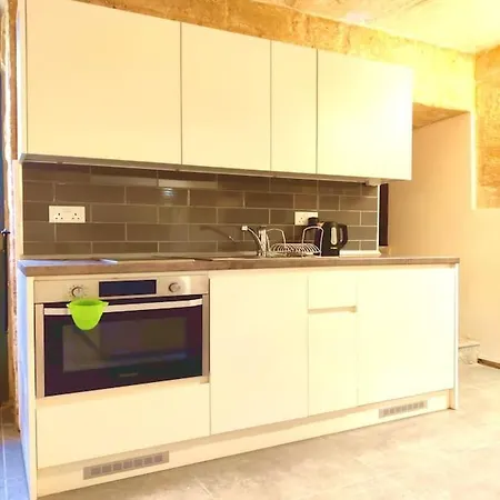 Ripple 23 Savynomad Harbour Residences * Valletta