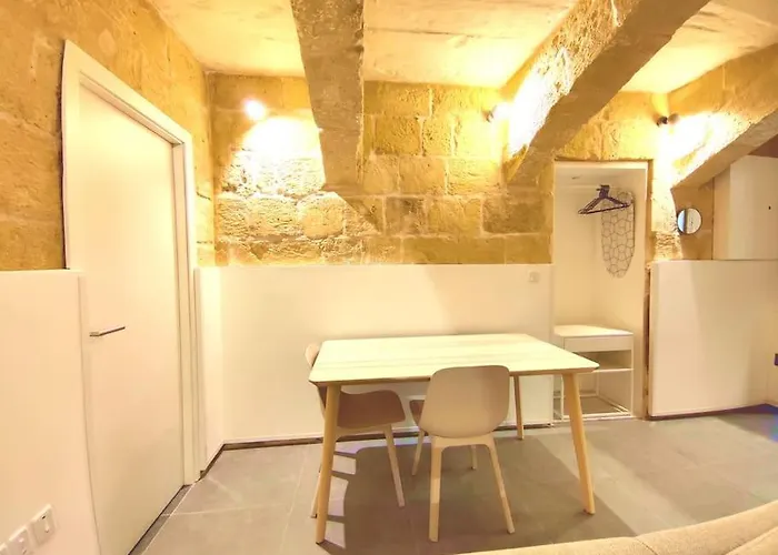 Ripple 23 Savynomad Harbour Residences * La Valeta